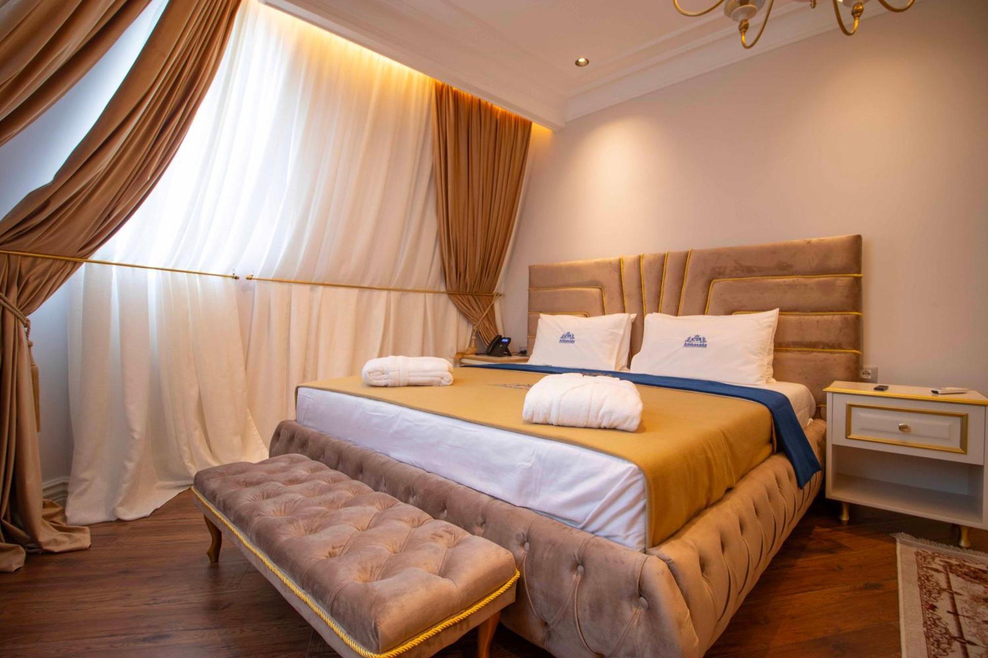Hotel Ambasada Qta Patza-Kuqani 外观 照片
