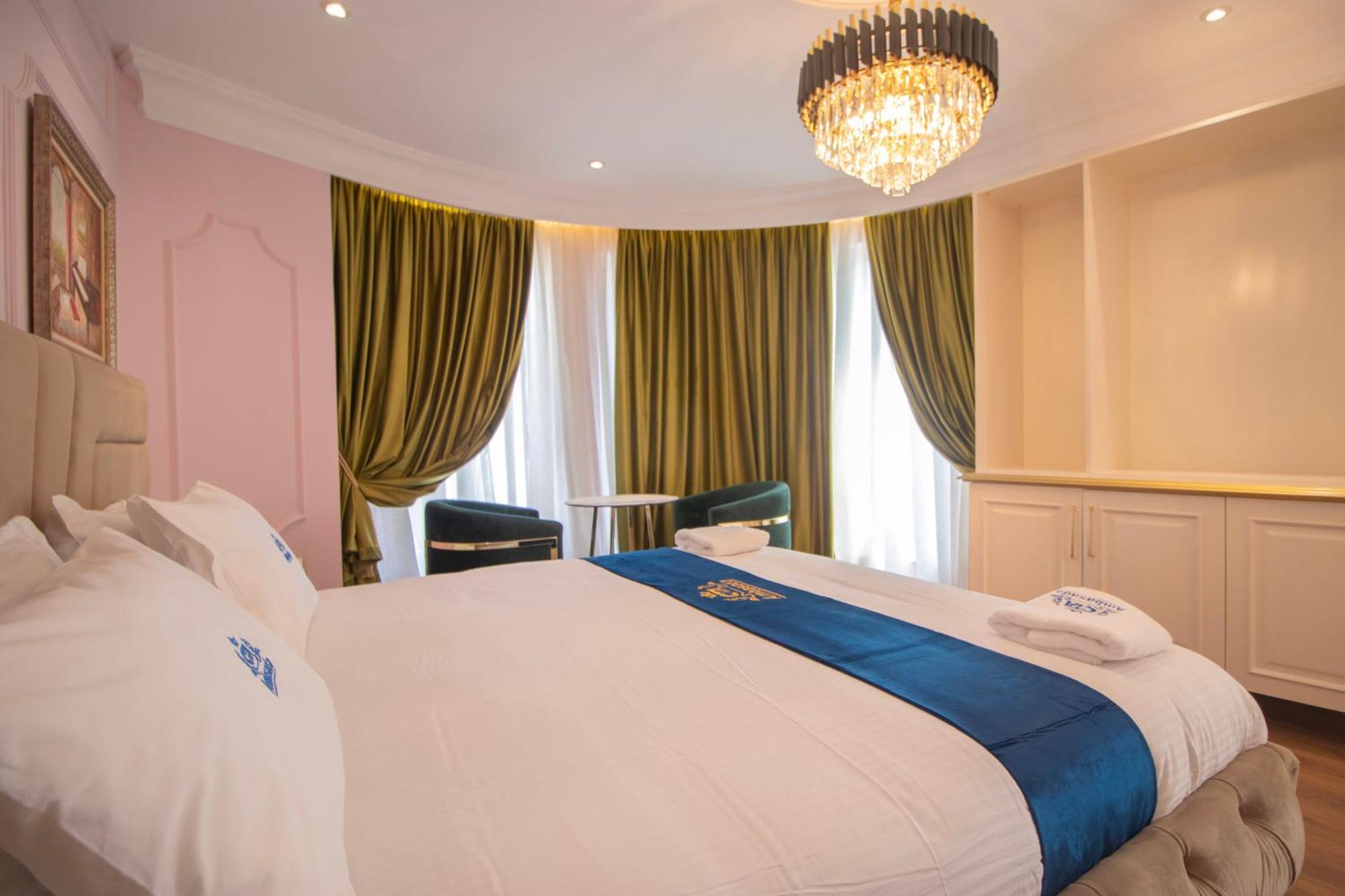 Hotel Ambasada Qta Patza-Kuqani 外观 照片