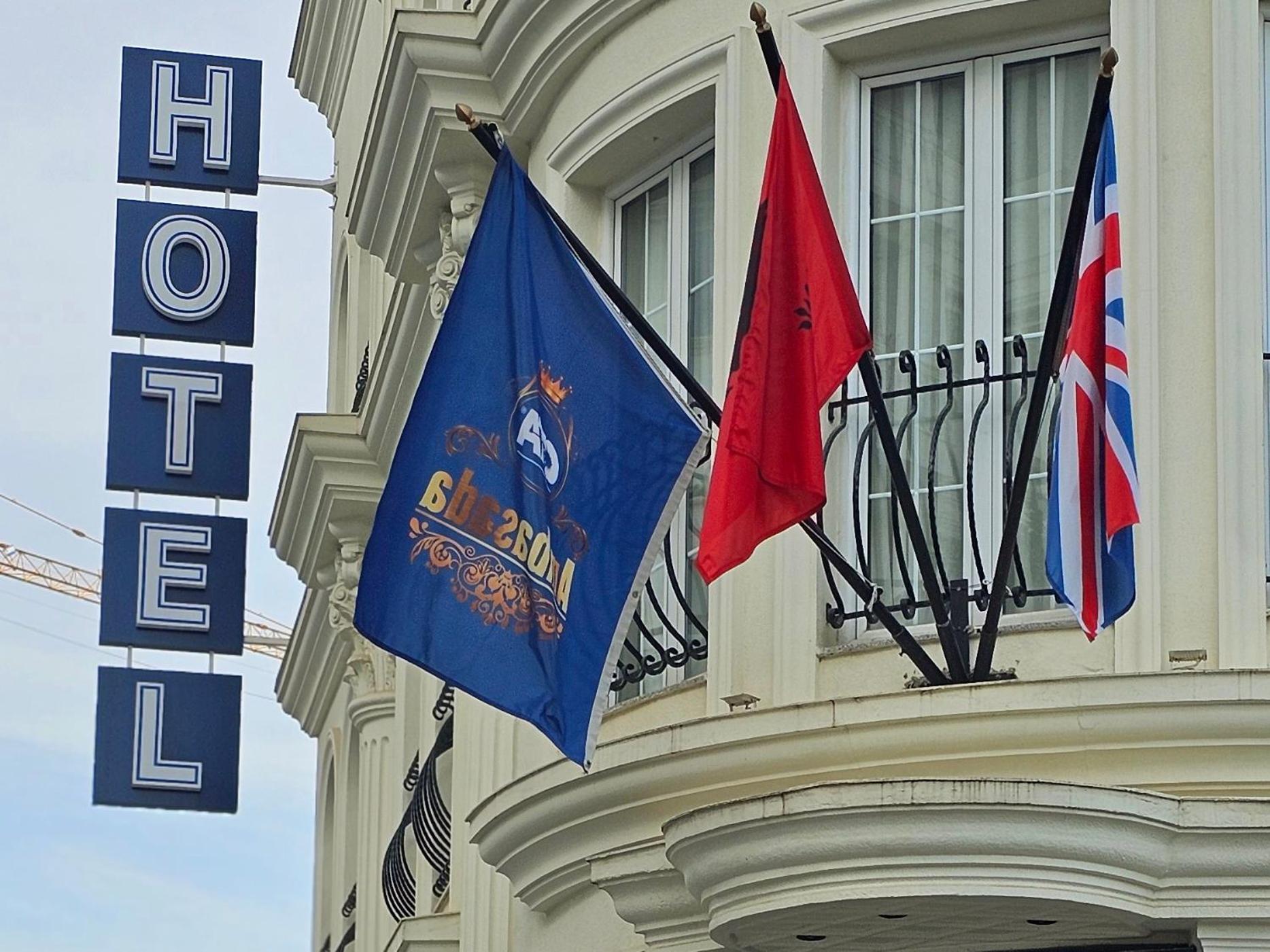Hotel Ambasada Qta Patza-Kuqani 外观 照片